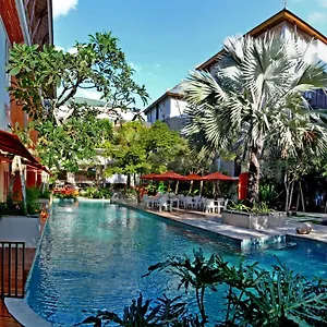 Harris & Residences Sunset Road Отель
